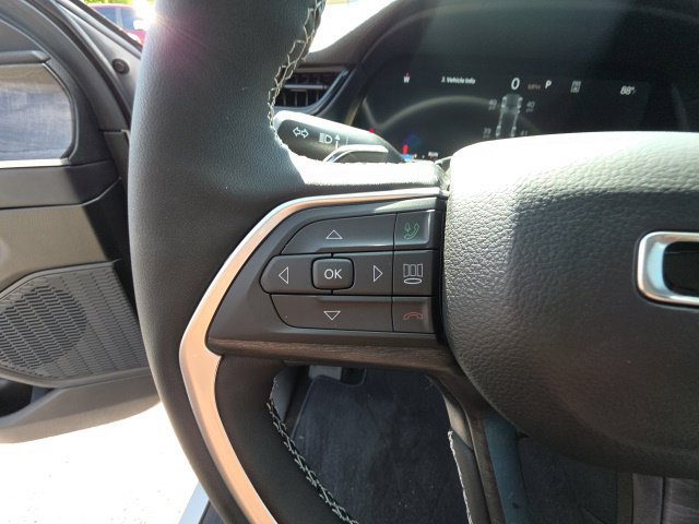 New 2026 Jeep Grand Cherokee Altitude AWD/4WD image 25