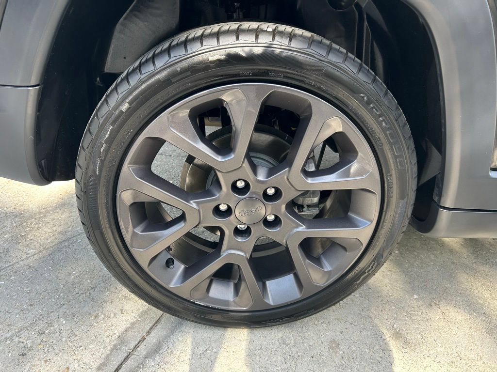Used 2021 Jeep Compass Latitude FWD image 26