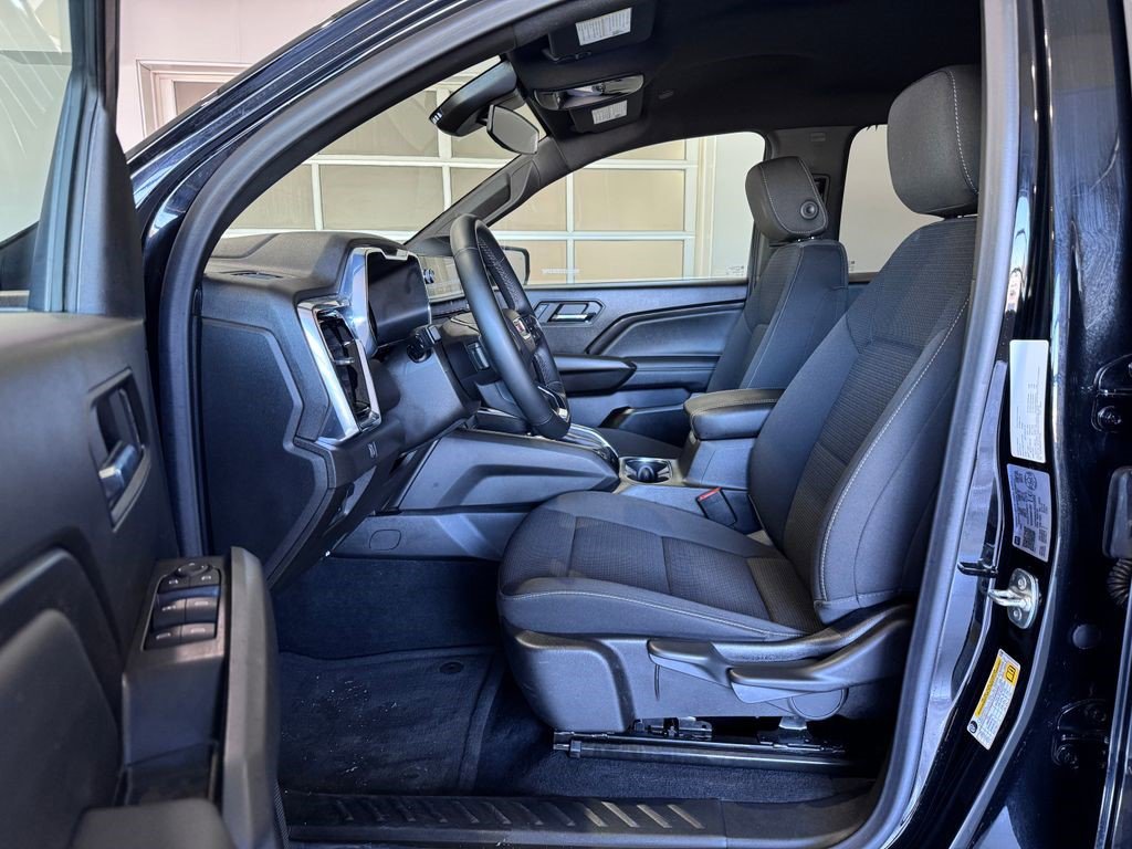 Certified 2025 GMC Canyon Elevation image 9