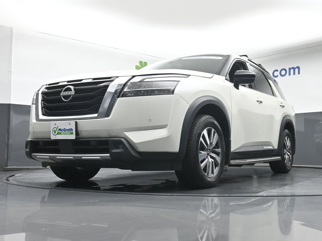Used 2022 Nissan Pathfinder SL image 6