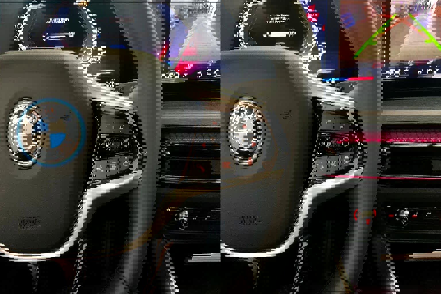 Used 2025 BMW i4 eDrive40 w/ M Sport Package image 22