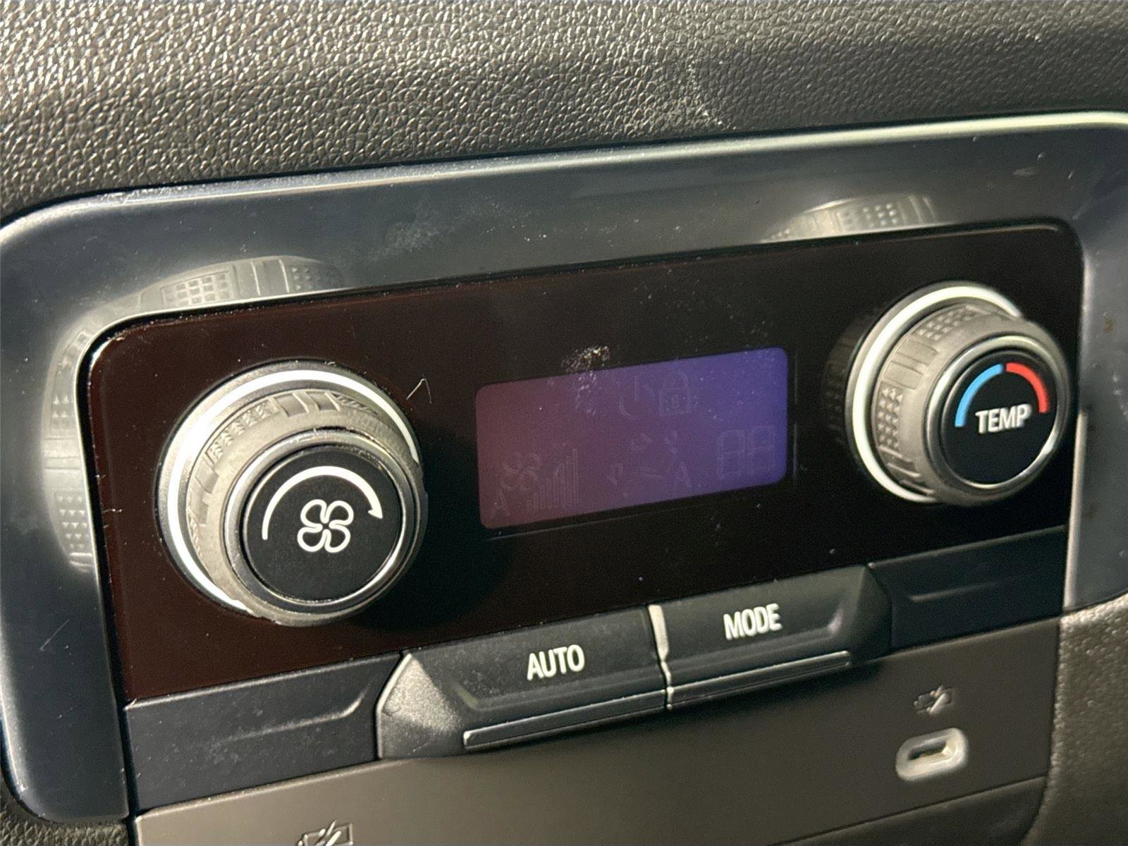 Used 2024 Chevrolet Tahoe LT image 48