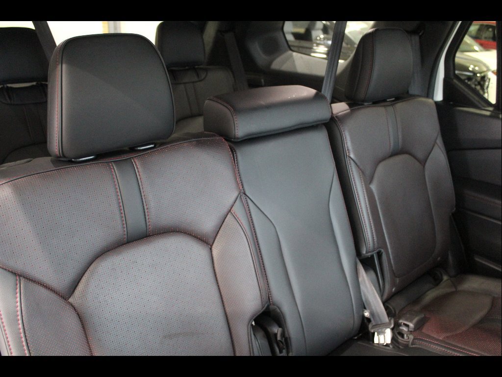 Certified 2025 Honda Pilot Black Edition image 22