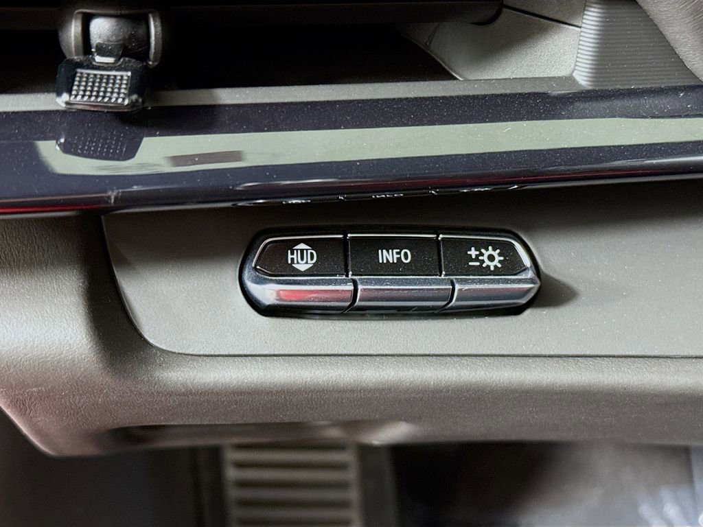 Used 2024 Chevrolet Corvette Stingray Premium Cpe w/ Z51 Performance Package image 10