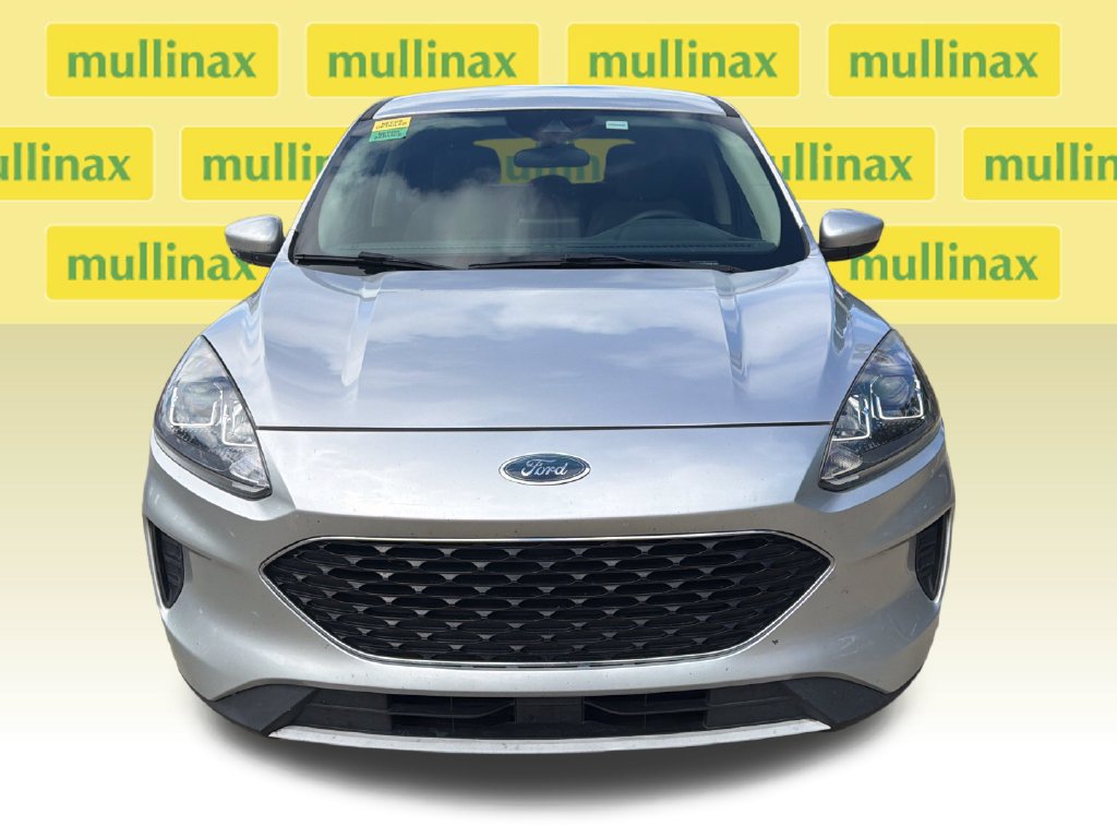 Used 2020 Ford Escape SE FWD image 14