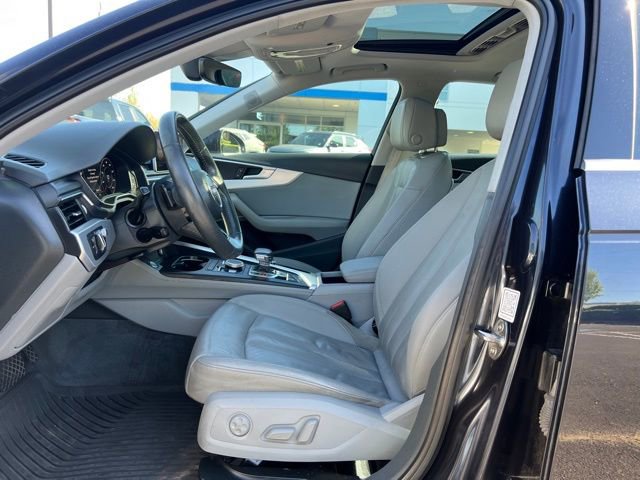 Used 2017 Audi A4 2.0T Prestige w/ Prestige Package AWD/4WD image 18