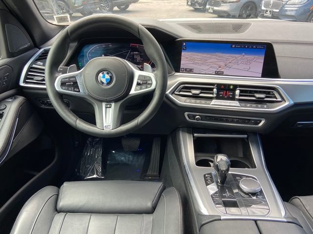 Used 2019 BMW X5 xDrive50i w/ Luxury Seating Package AWD/4WD image 14