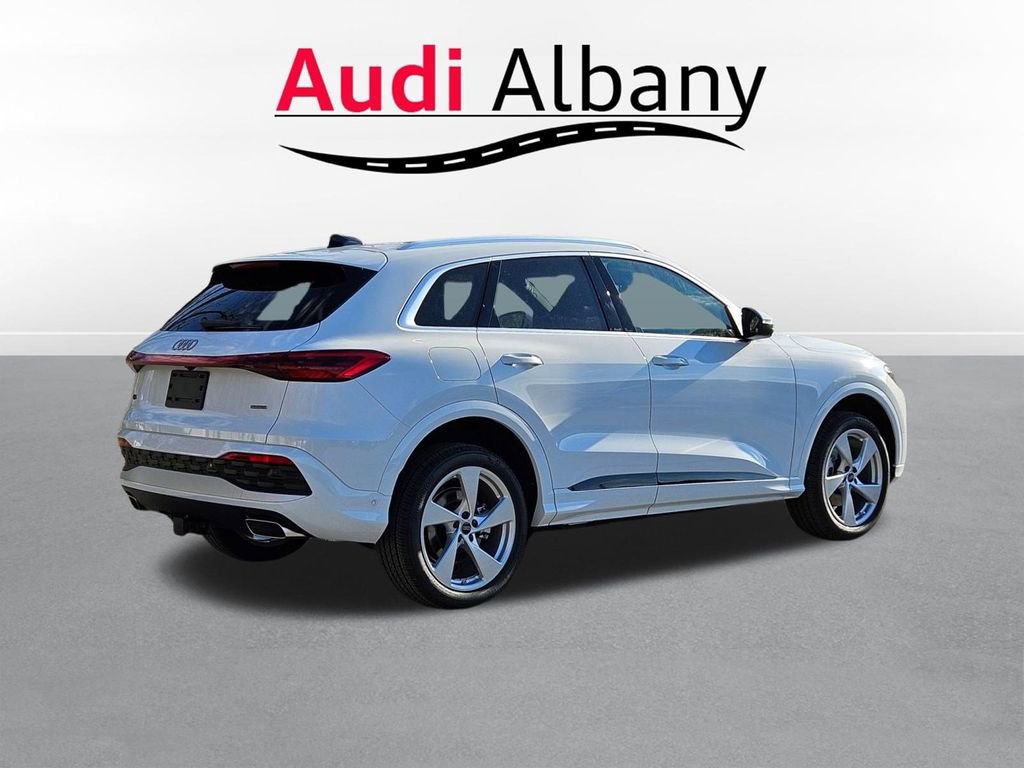 New 2025 Audi Q5 Premium Plus image 4