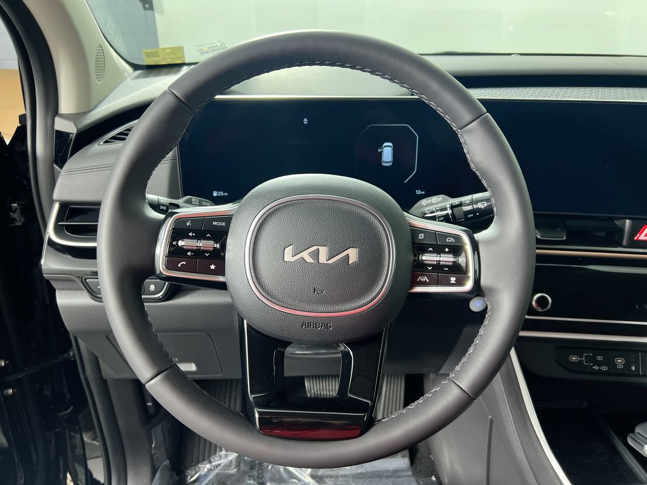Certified 2026 Kia Carnival SX Prestige FWD image 16
