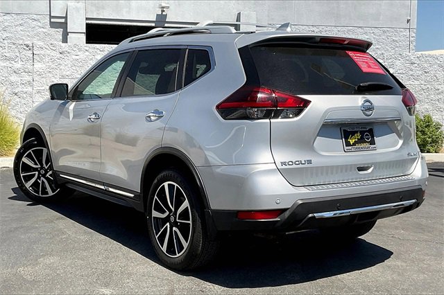 Certified 2019 Nissan Rogue SL w/ Premium Package image 6