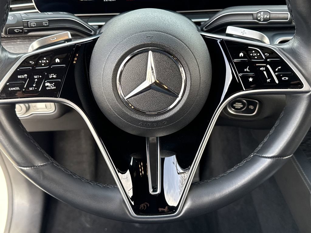 Used 2024 Mercedes-Benz GLS 450 4MATIC image 13