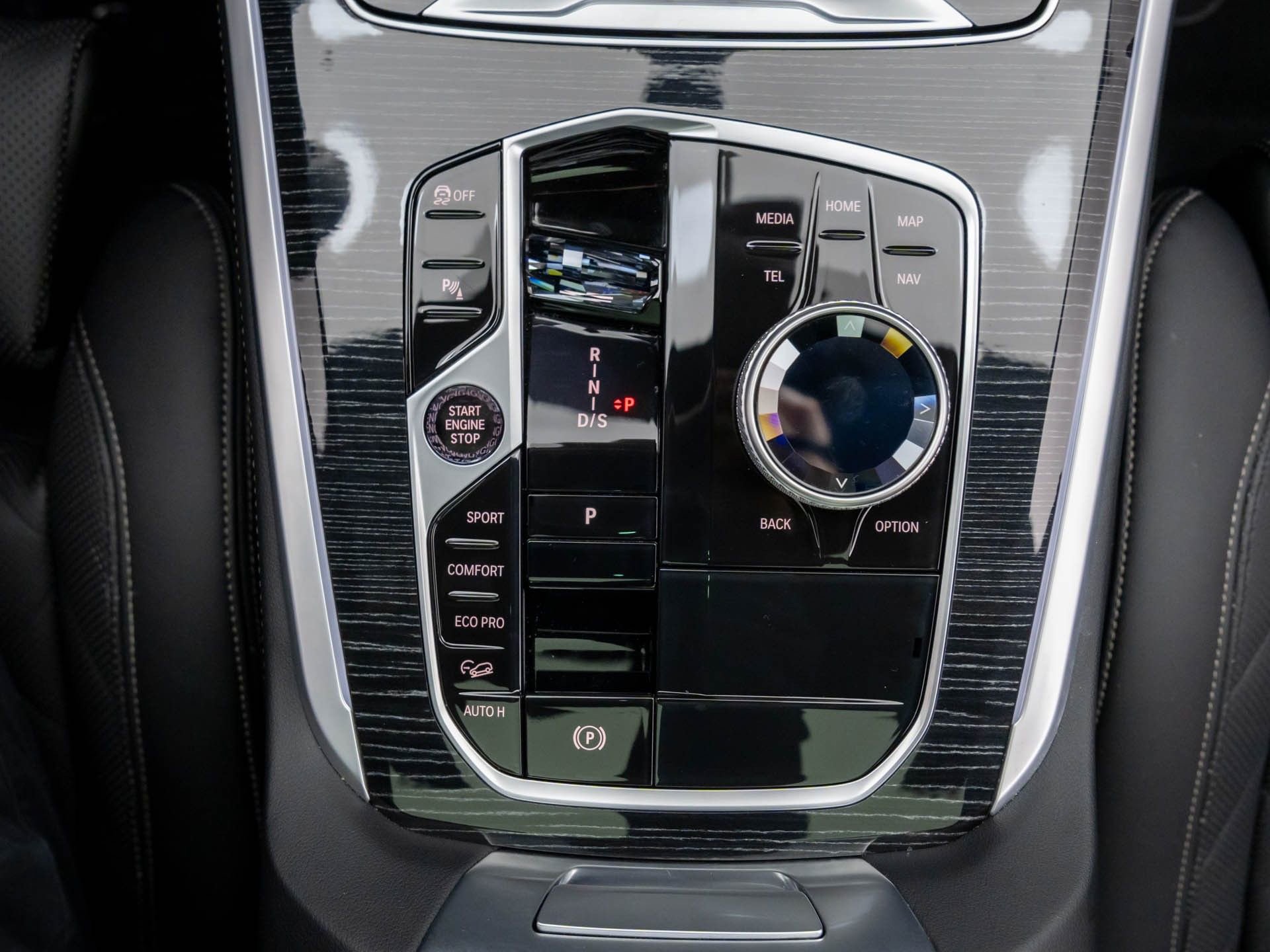 Certified 2025 BMW X5 M60i image 22