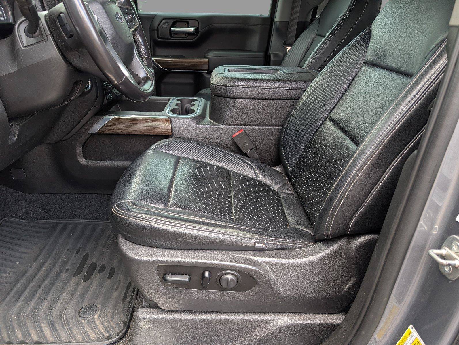 Used 2021 Chevrolet Silverado 1500 RST w/ True North Edition Plus AWD/4WD image 3