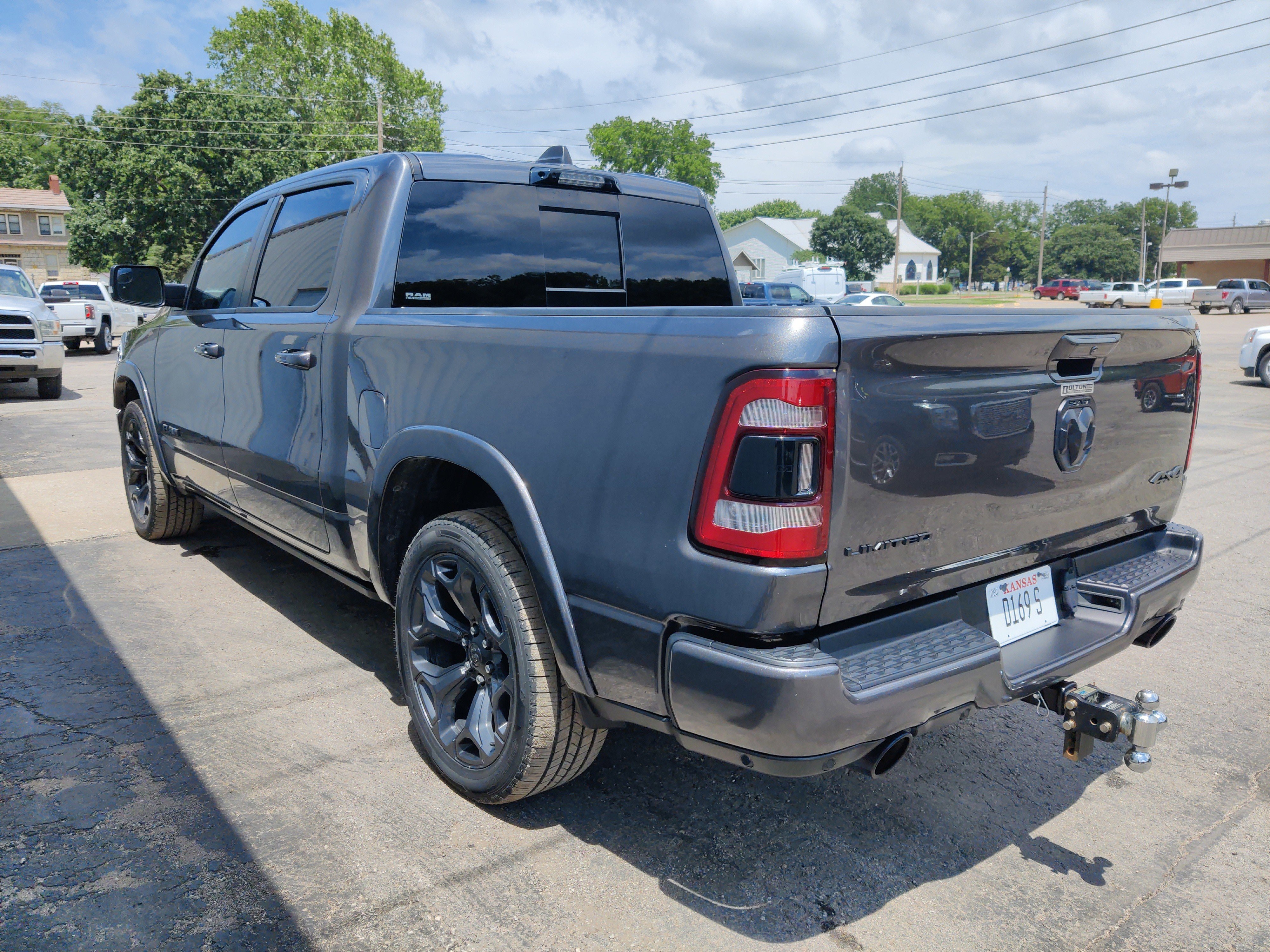 Used 2021 RAM 1500 Limited w/ Night Edition image 11