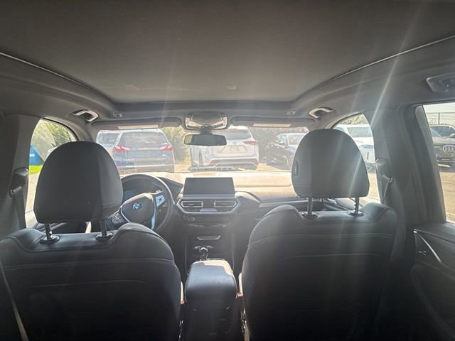 Certified 2023 BMW X3 xDrive30i w/ Convenience Package image 18