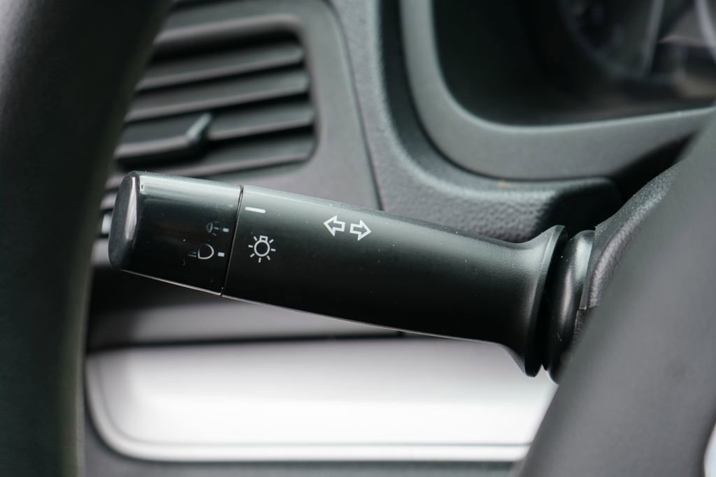 Used 2015 Honda CR-V LX image 17