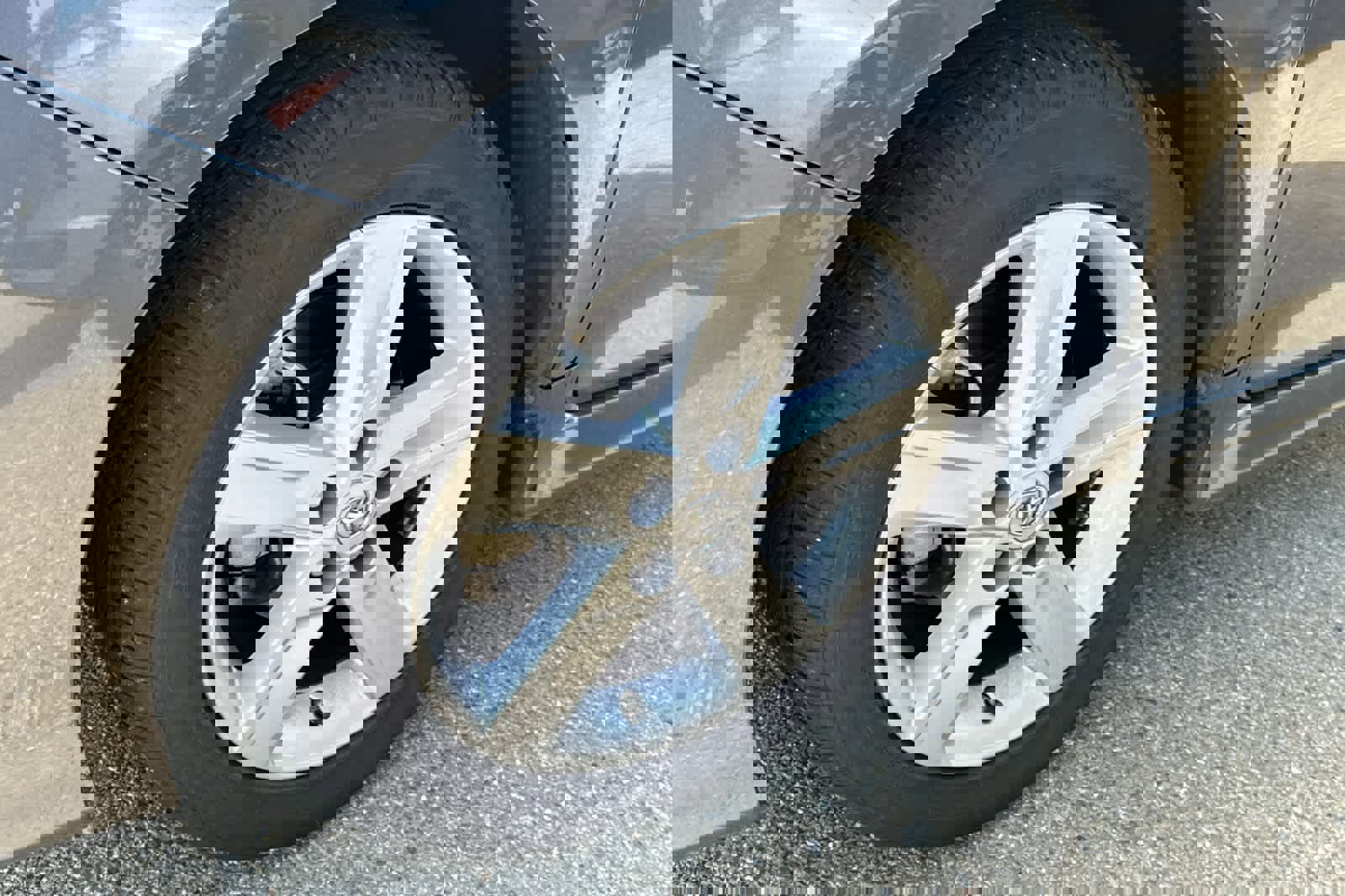 Used 2014 Toyota Camry SE FWD image 10