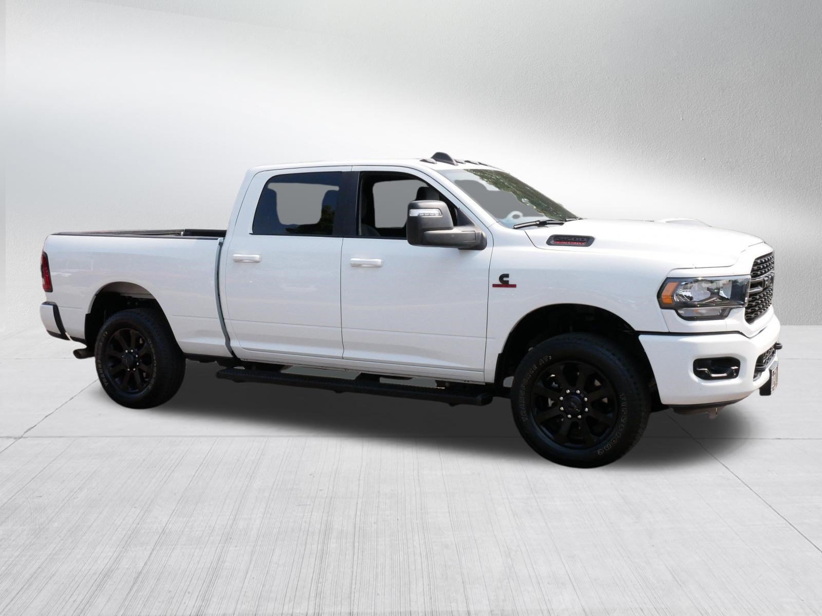 Used 2024 RAM 2500 Big Horn w/ Night Edition AWD/4WD image 7