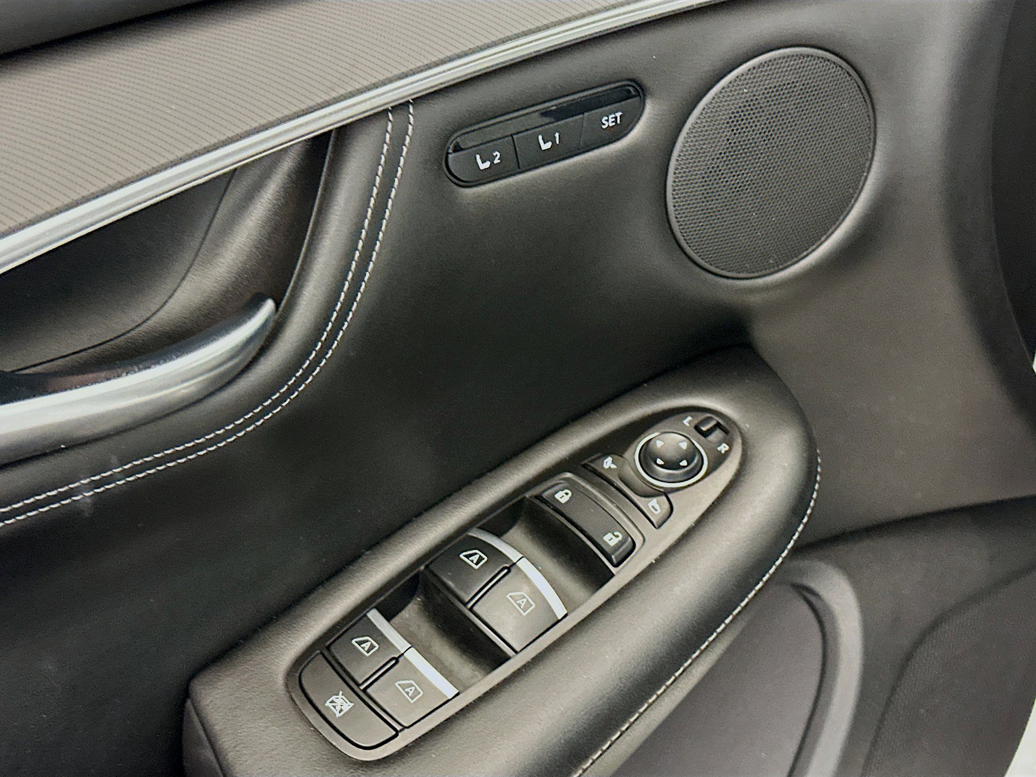 Used 2024 INFINITI QX55 Luxe image 15