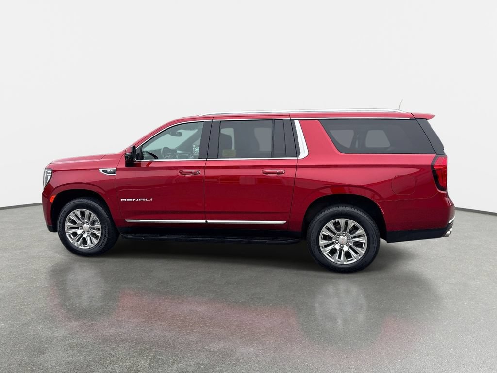 Used 2023 GMC Yukon XL Denali AWD/4WD image 6
