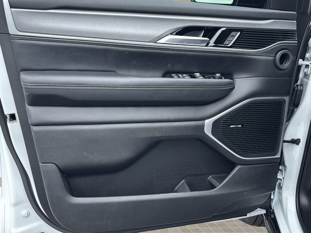 New 2026 Jeep Grand Wagoneer 2WD w/ Premium Group I image 16