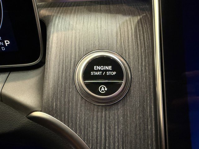 Certified 2025 Mercedes-Benz GLC 300 image 23