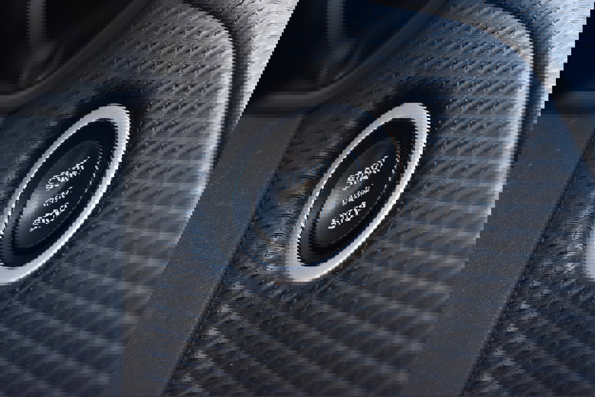 Used 2021 Land Rover Range Rover Velar R-Dynamic S AWD/4WD image 30