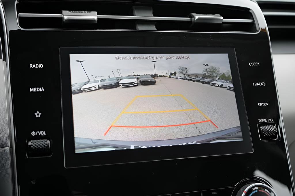 Certified 2024 Hyundai Tucson SE AWD/4WD image 33