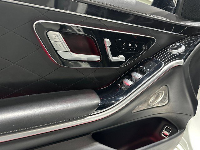 Used 2021 Mercedes-Benz S 580 4MATIC Sedan w/ AMG Line image 38
