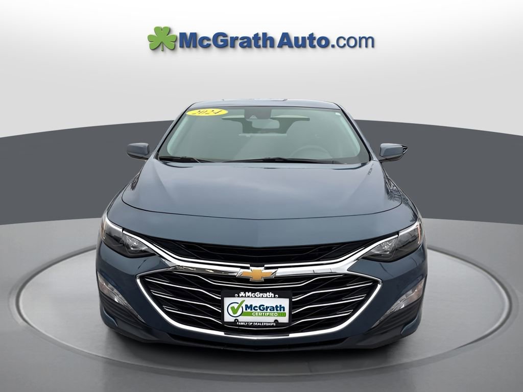 Used 2024 Chevrolet Malibu LT image 2