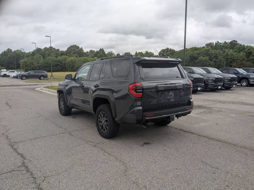Used 2025 Toyota 4Runner SR5 AWD/4WD image 3