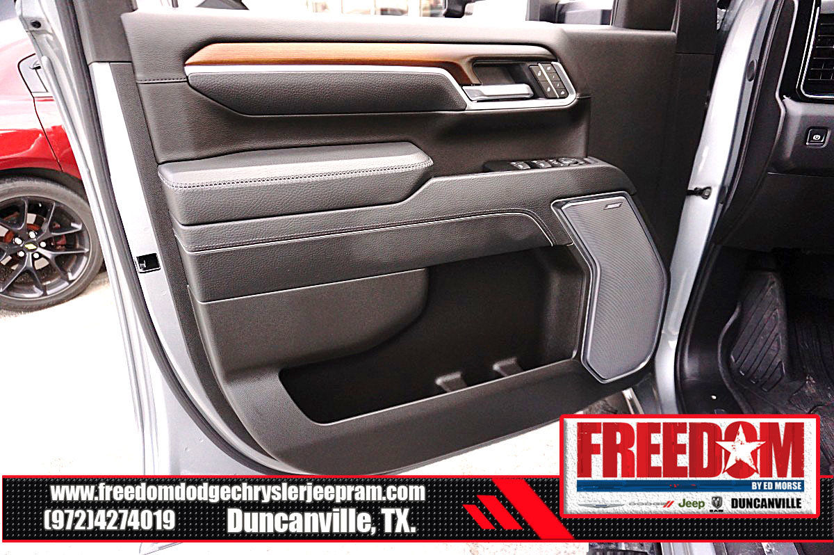 Used 2025 GMC Sierra 2500 Denali w/ Denali Reserve Package image 40