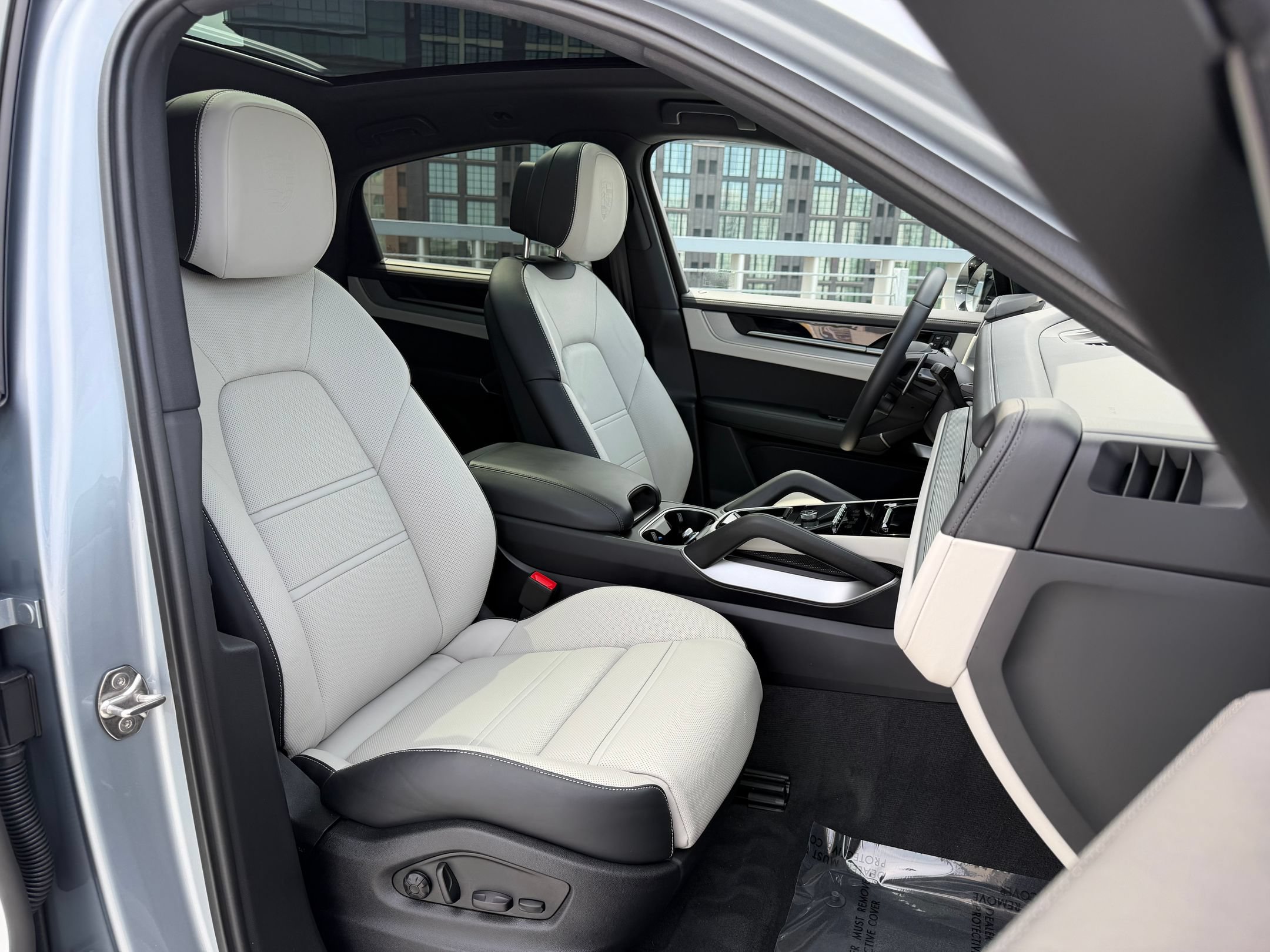 Certified 2026 Porsche Cayenne S AWD/4WD image 21