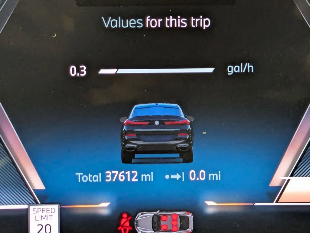 Used 2024 BMW X6 xDrive40i image 7