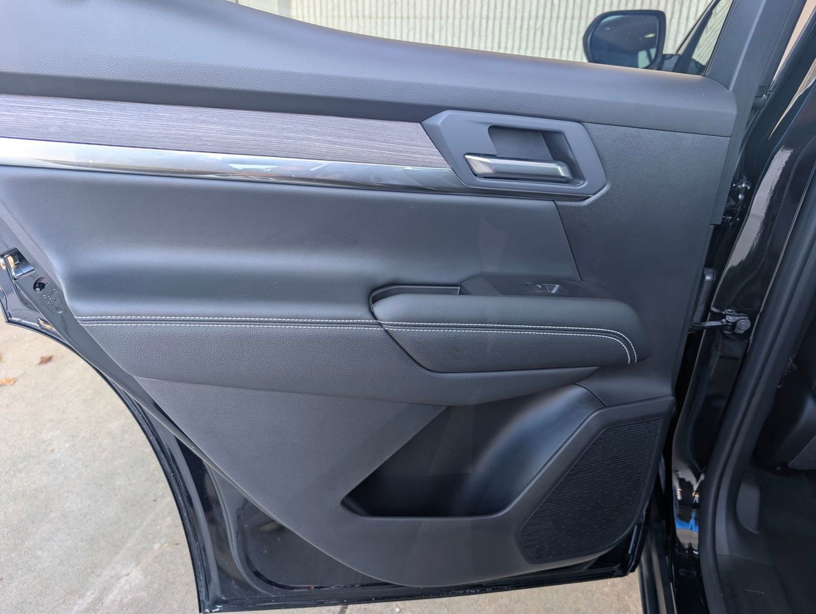 Certified 2026 GMC Terrain Denali w/ LPO, Floor Liner Package image 27