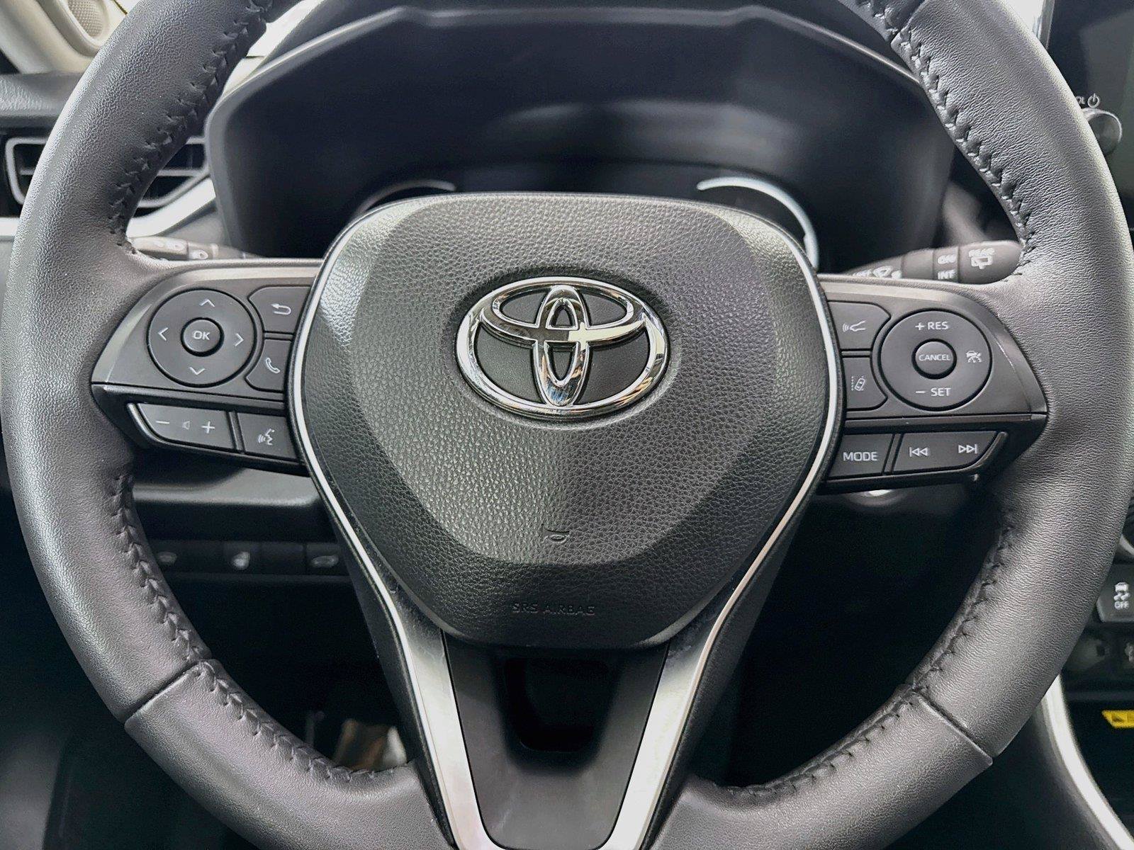 Certified 2023 Toyota RAV4 XLE Premium FWD image 17