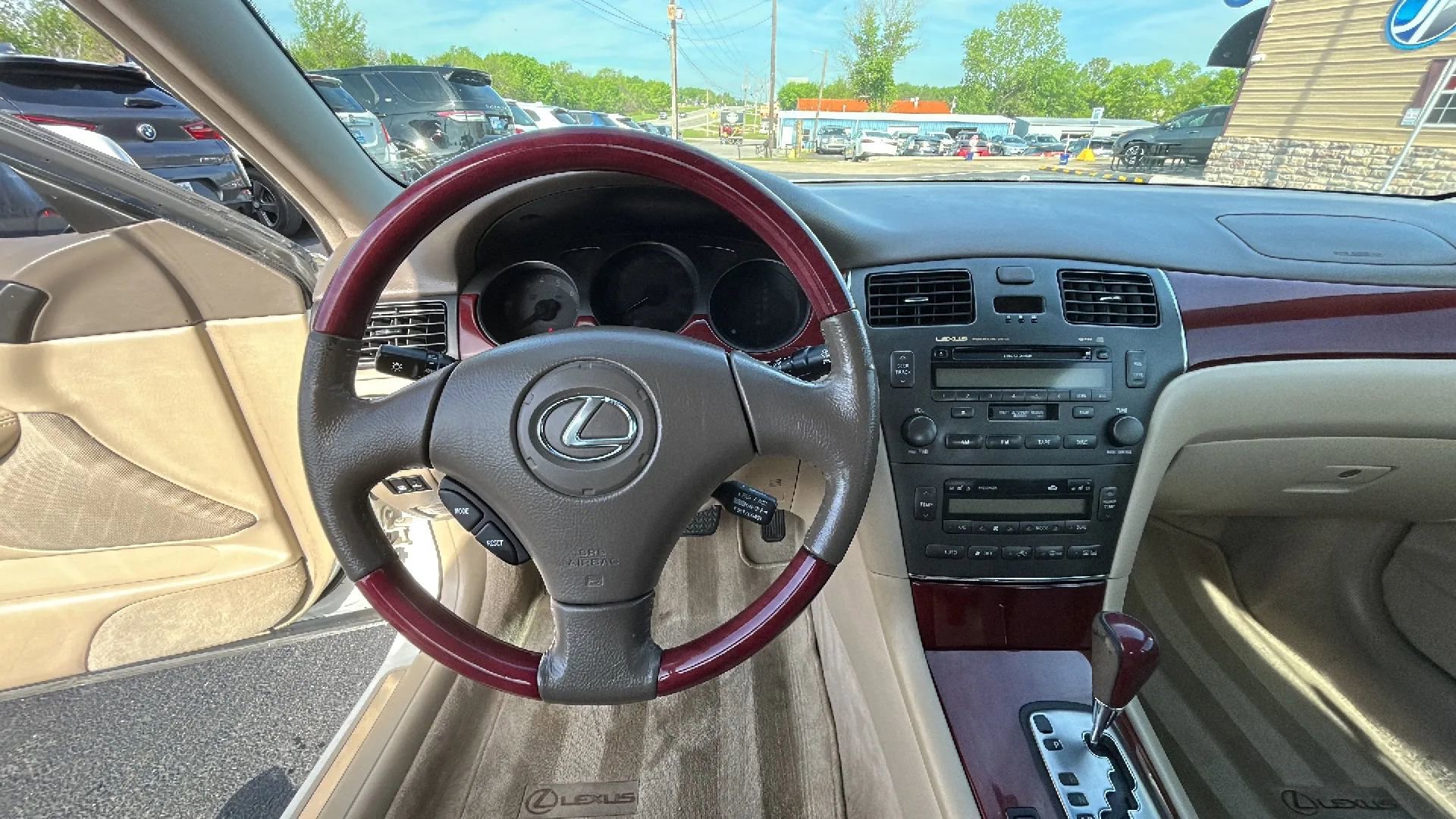 Used 2002 Lexus ES 330 FWD image 13