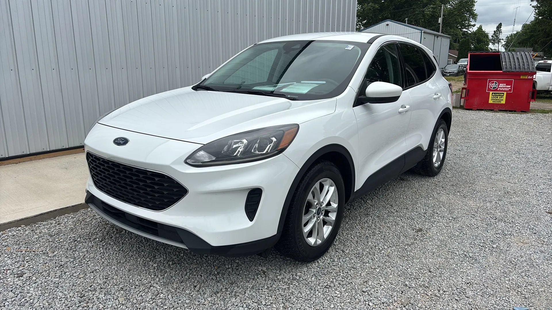 Used 2021 Ford Escape SE FWD image 11