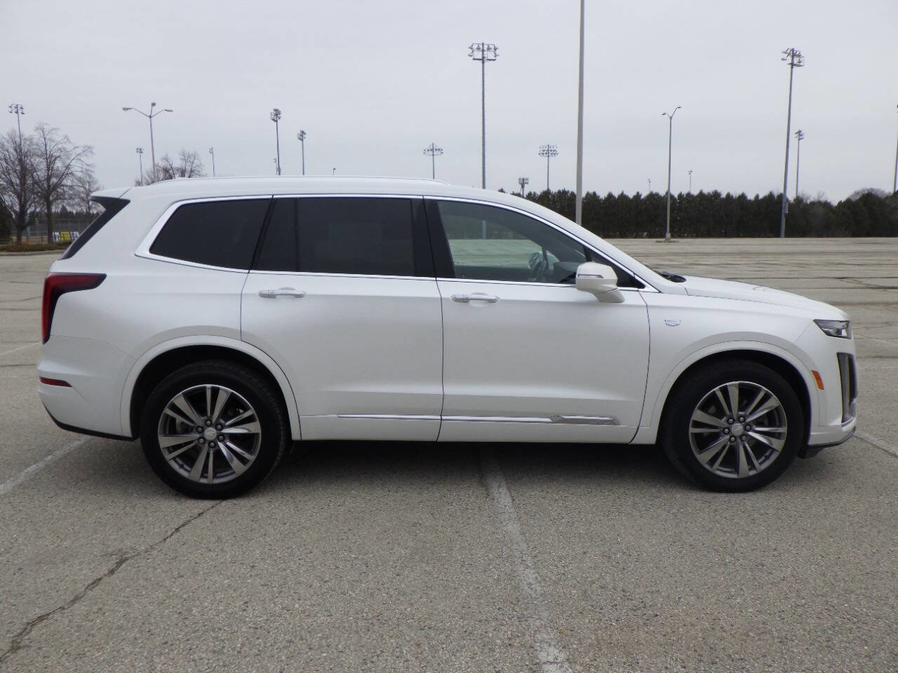 Used 2020 Cadillac XT6 Premium Luxury AWD/4WD image 6