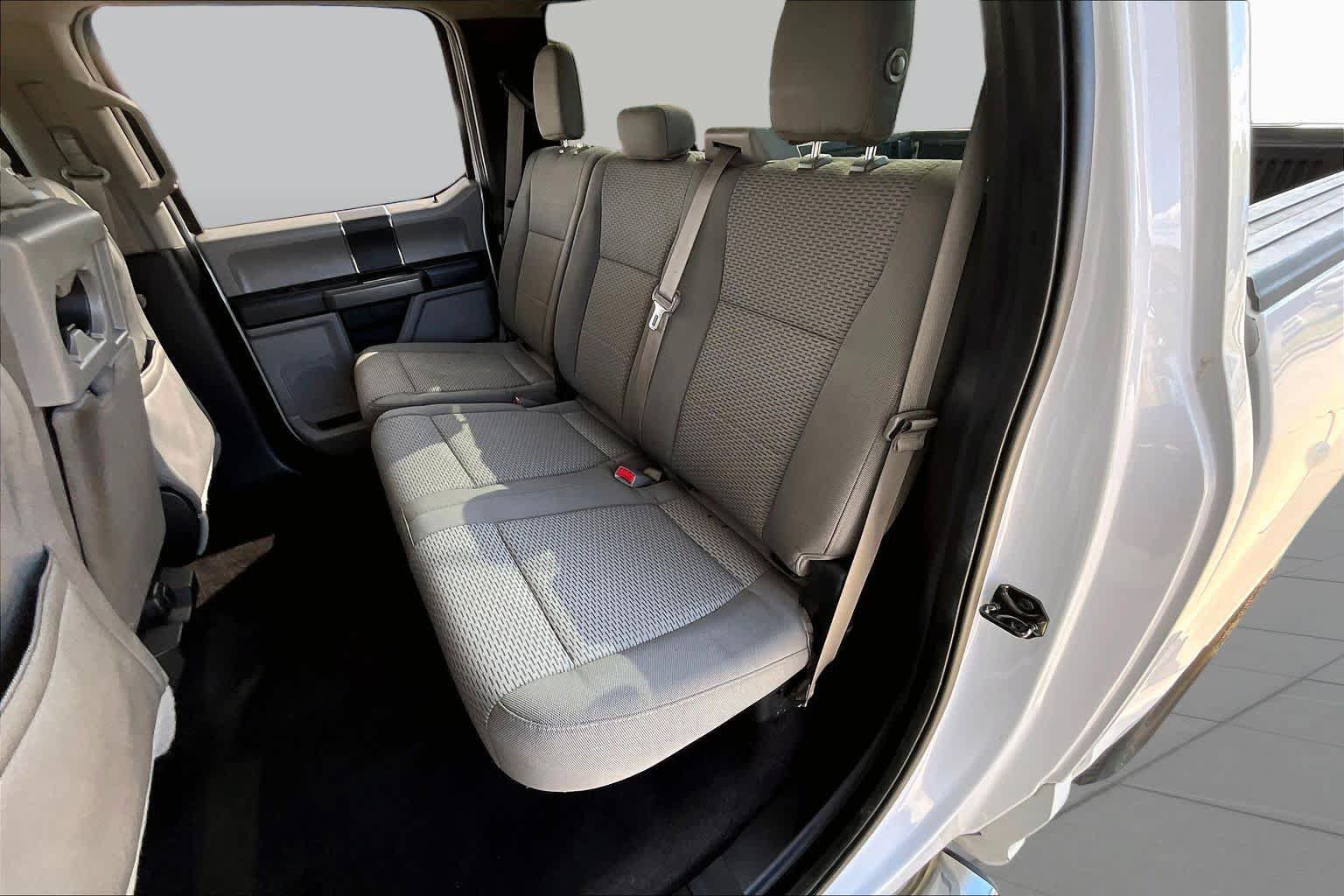 Used 2016 Ford F150 XLT AWD/4WD image 21
