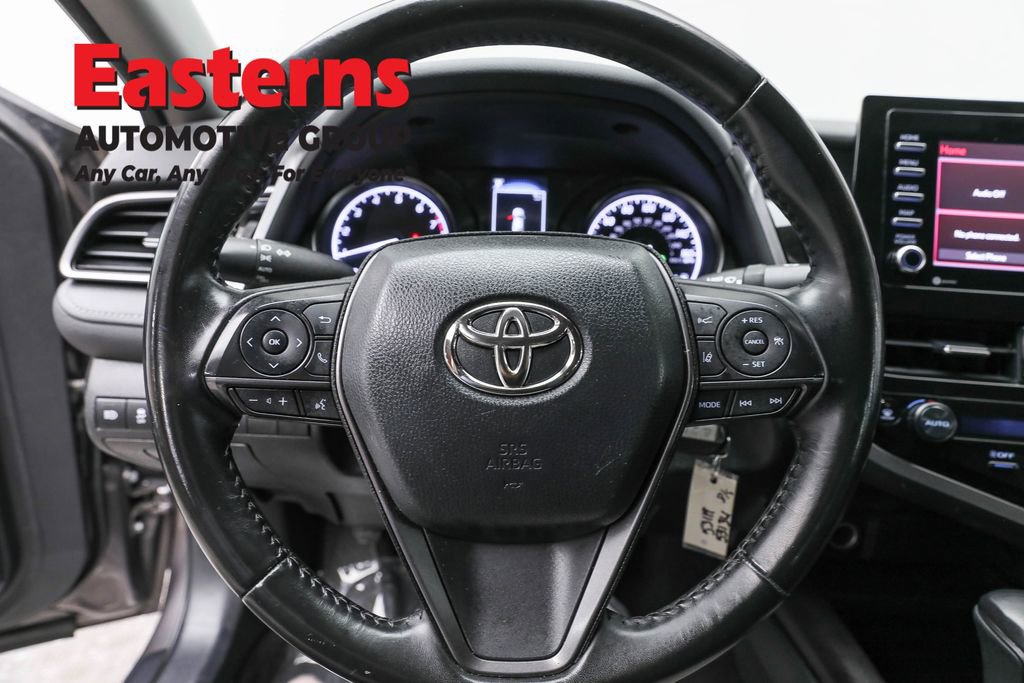 Used 2023 Toyota Camry SE FWD image 10