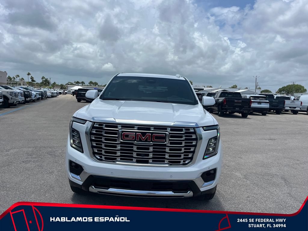 Used 2025 GMC Yukon Denali AWD/4WD image 2