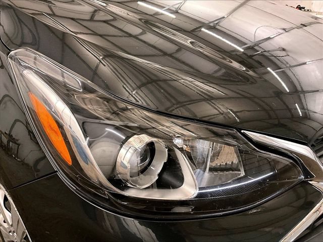 Used 2022 Chevrolet Spark LS FWD image 27