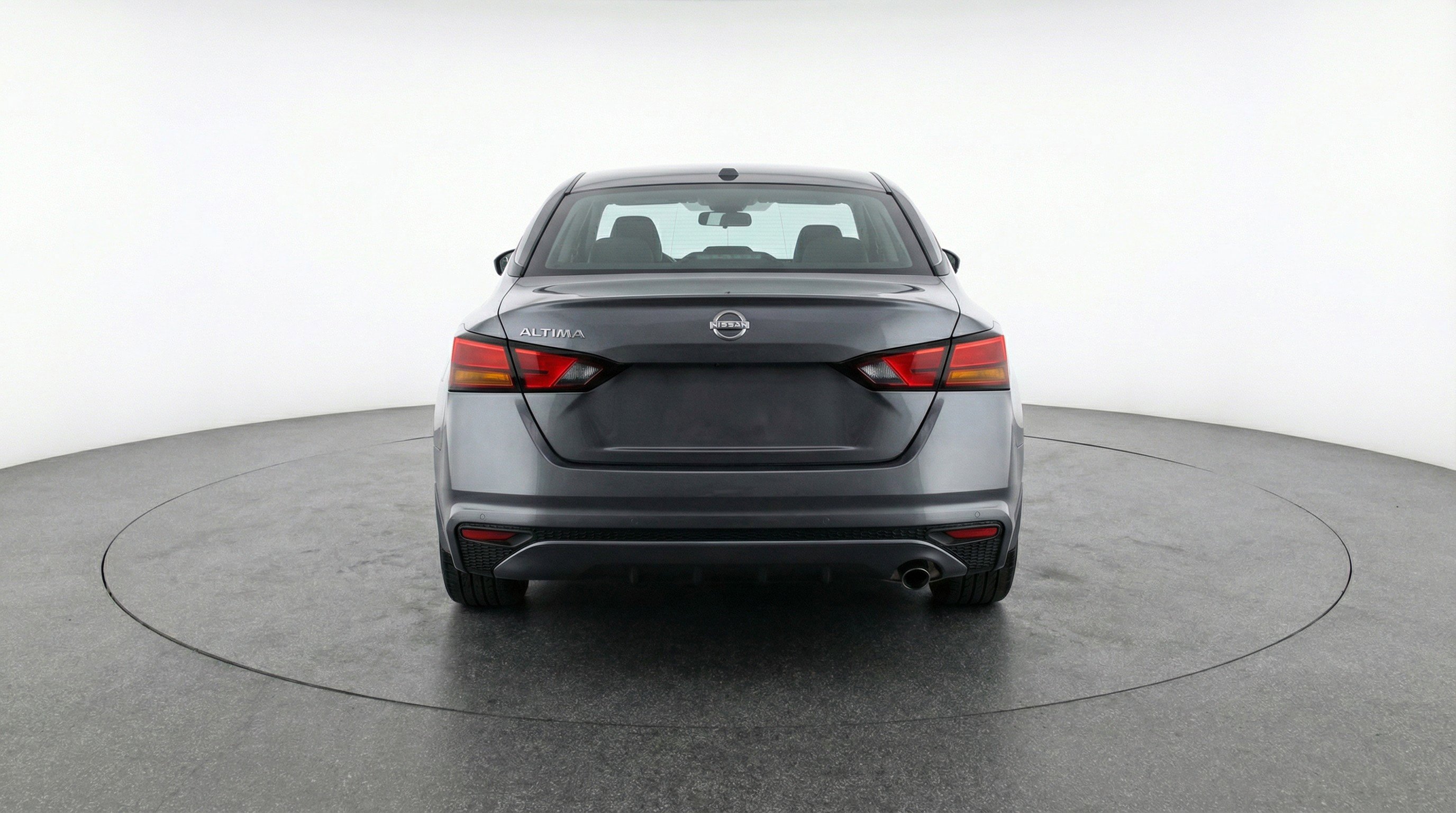 Used 2025 Nissan Altima 2.5 SV FWD image 7