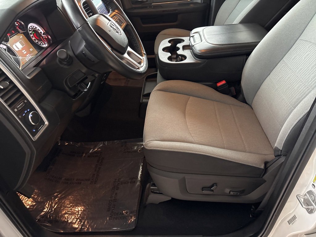 Used 2022 RAM 1500 Classic SLT w/ Electronics Convenience Group image 9