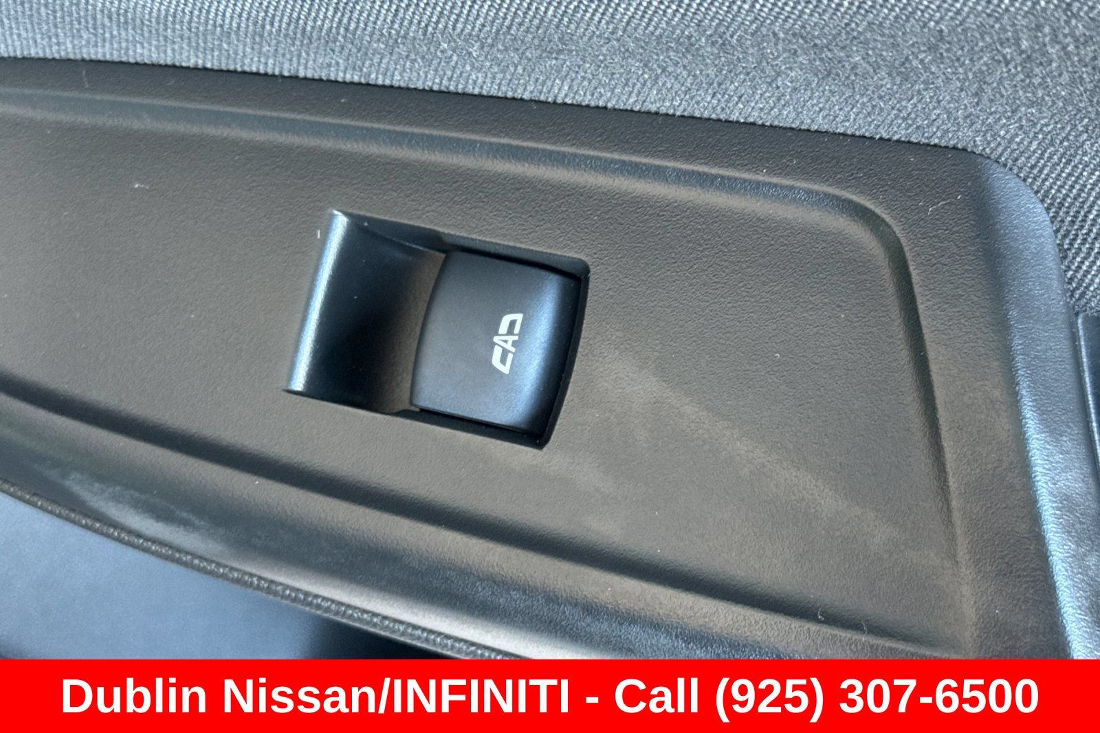 Used 2023 Chevrolet Bolt EUV LT FWD image 23