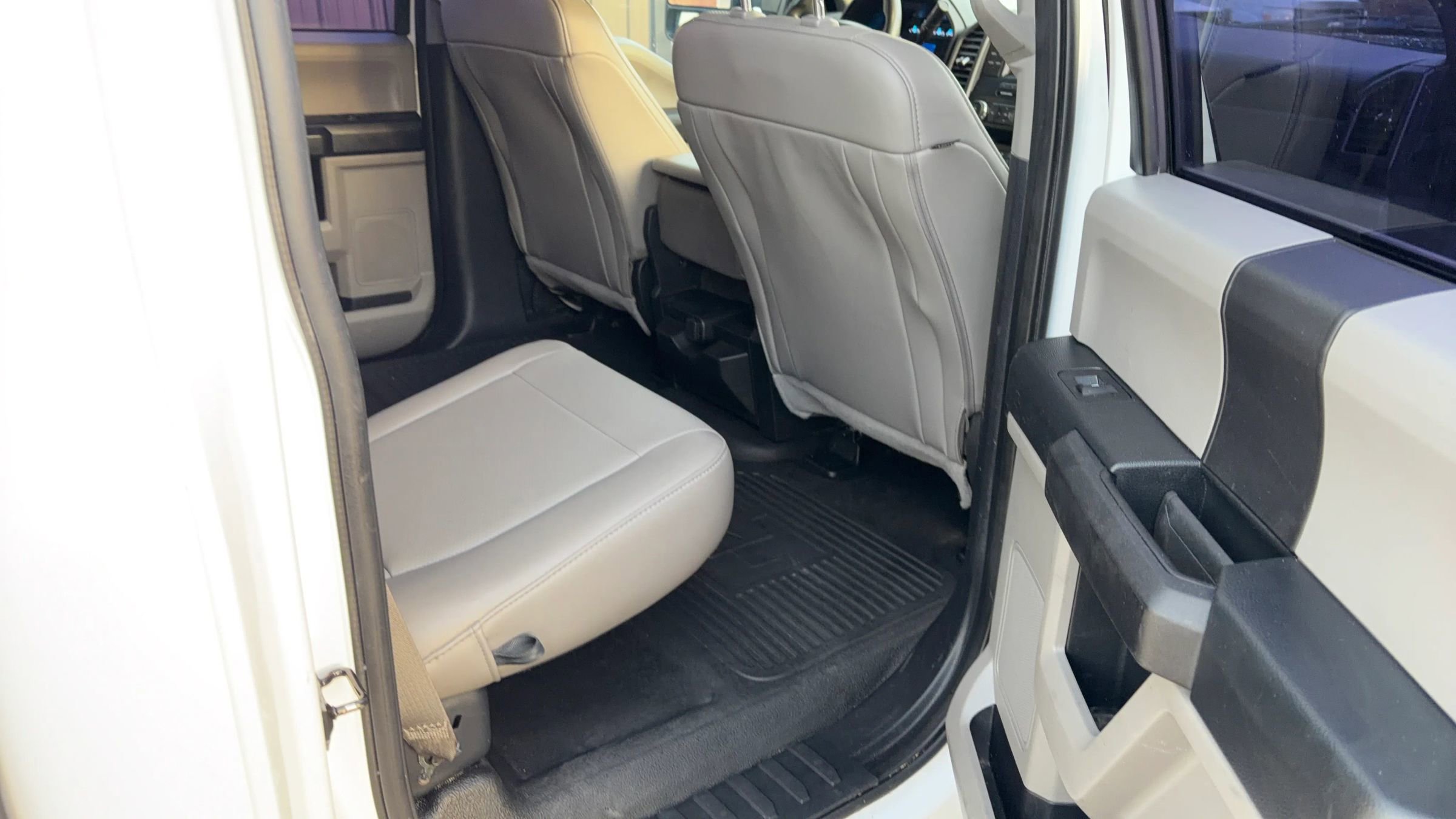 Used 2019 Ford F250 XL w/ Power Equipment Group image 8