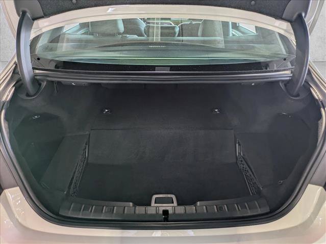 Used 2018 BMW 530e RWD image 6