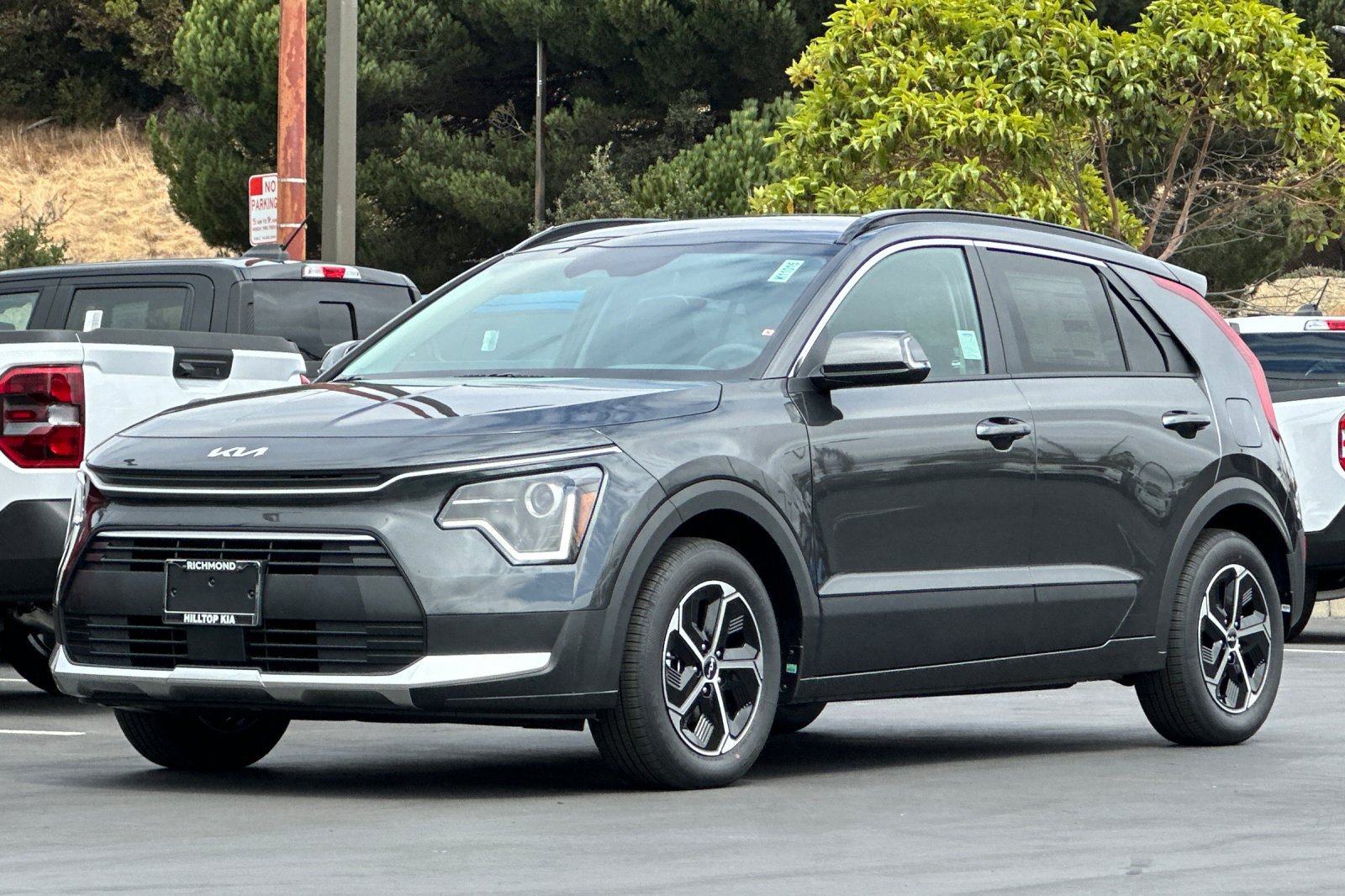 New 2026 Kia Niro EX FWD image 8
