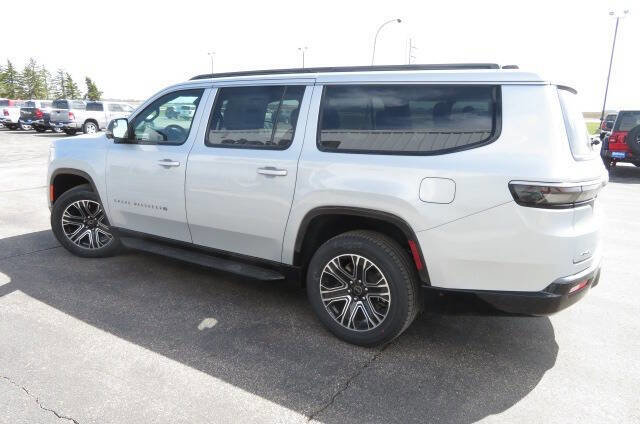 New 2026 Jeep Grand Wagoneer L 4WD image 7